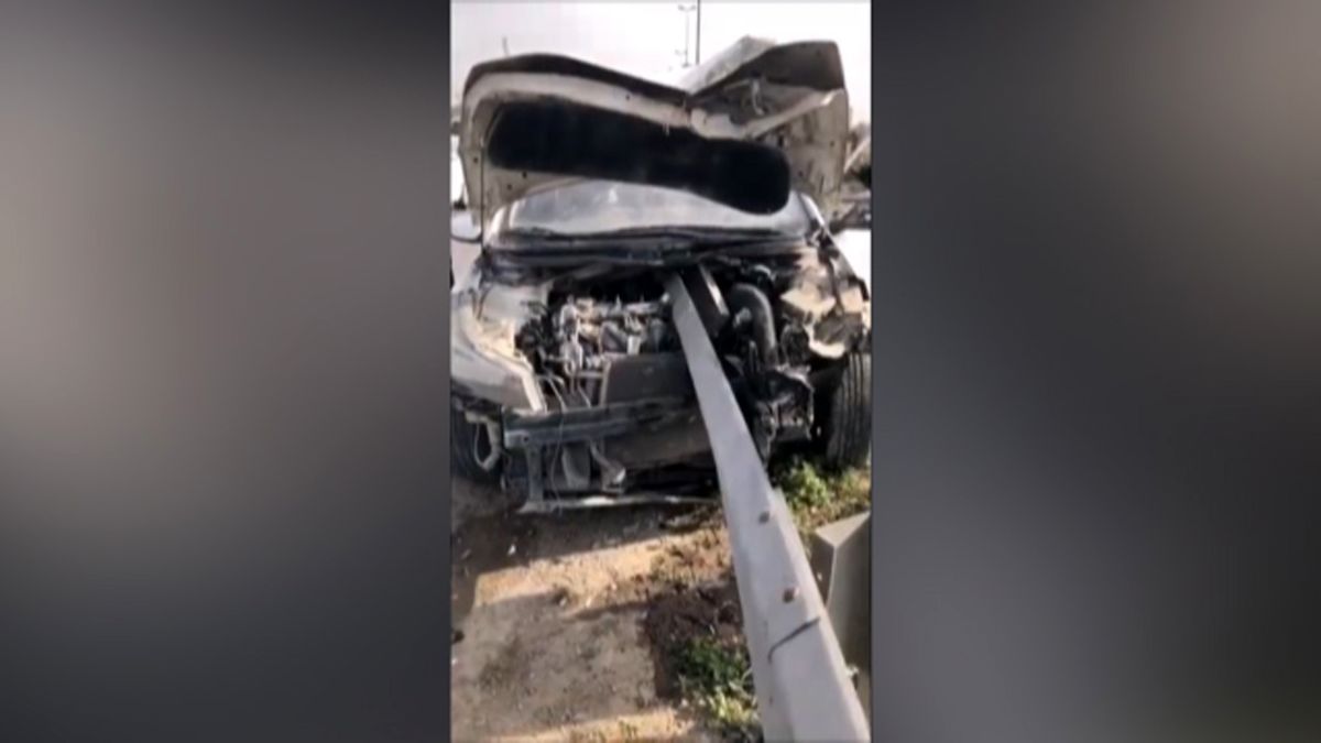 زنده ماندن معجزه آسای راننده پس از تصادف وحشتناک + فیلم