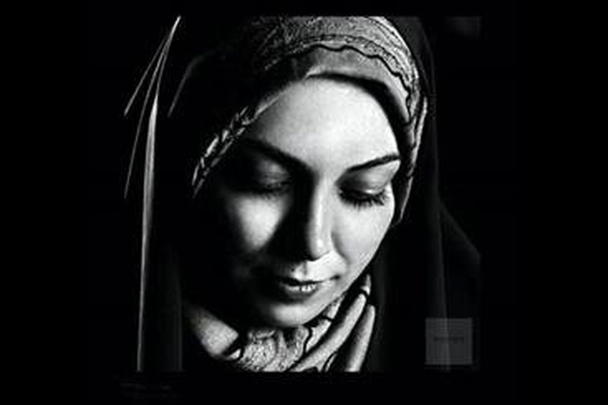 ختم قرآن مجری معروف برای نبودن آزاده نامداری