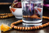 توصیه ابن سینا برای رفع عطش رمضان  
