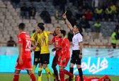 بزن بزن شدید بازیکنان سپاهان و پرسپولیس! +فیلم