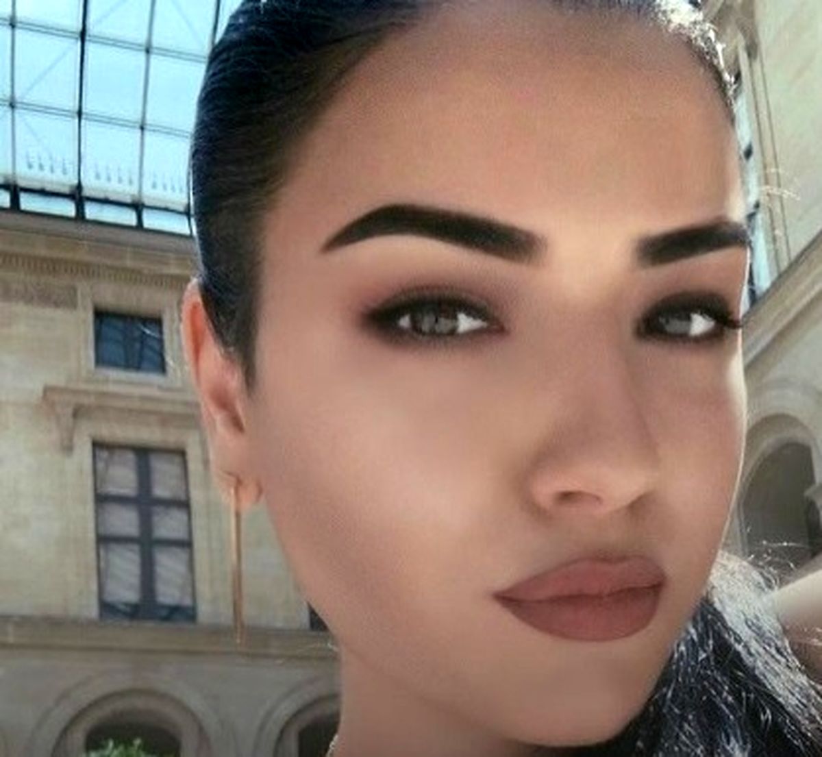 کار جنجالی دانشجوی دختر پزشکی+عکس
