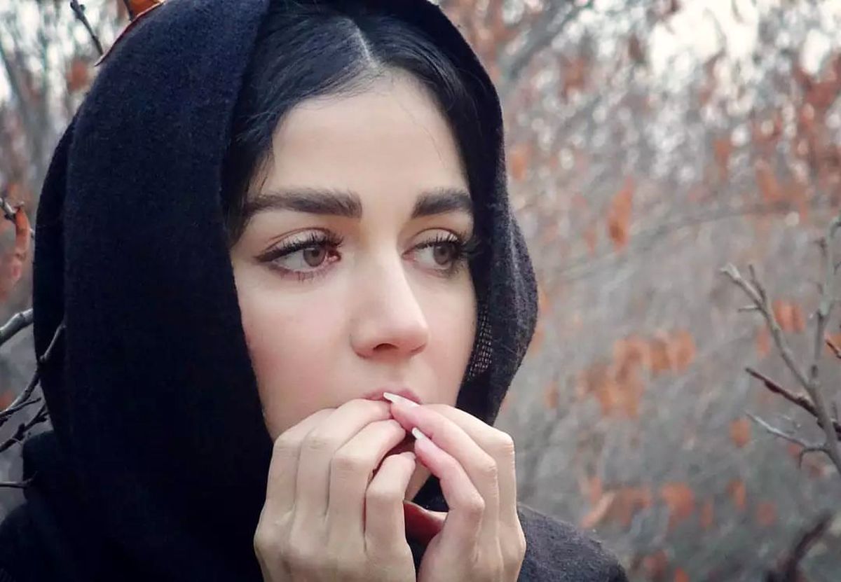 تو چشم بودن استایل مشکی افسانه پاکرو در ترکیه !