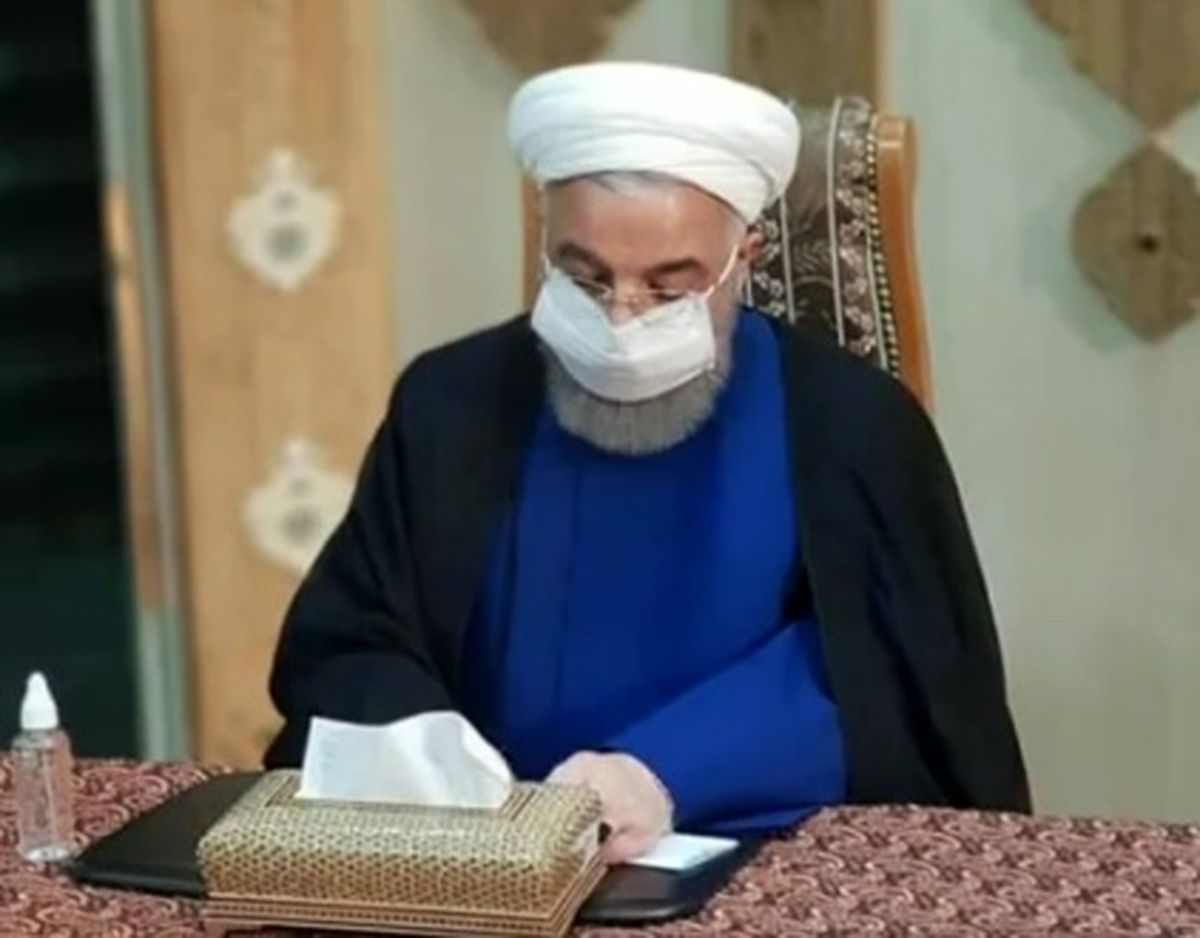 راهکار جالب روحانی برای لو نرفتن رای اش+عکس