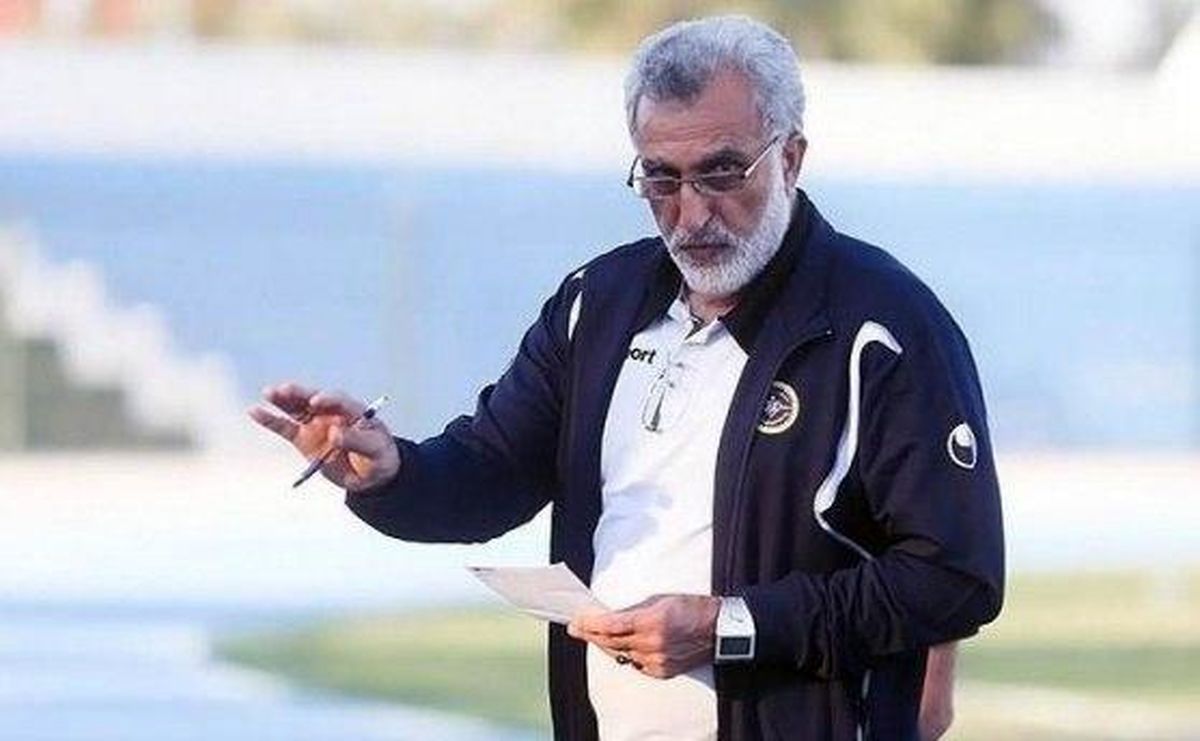 این آقا سرمربی تیم ملی است شک نکنید!
