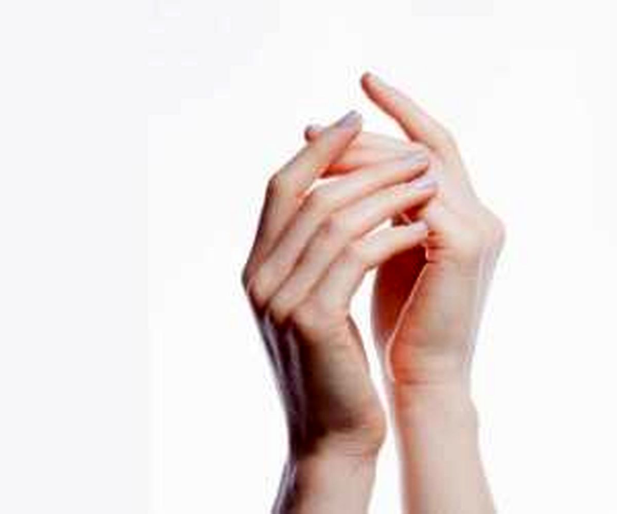 چه کنیم پوست دستمان زیبا و جوان بماند؟ 